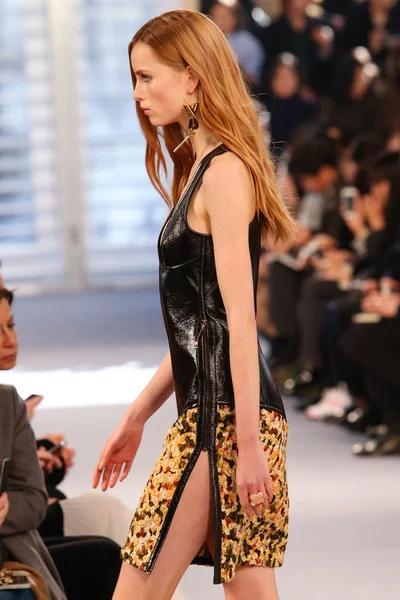 Look 135